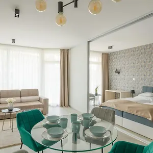 Hotel Parizs Garden ****