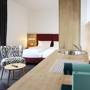 3* Hotel No151